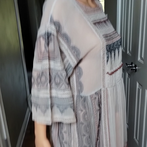 Maeve Patterned Dress - Picture 8 of 15